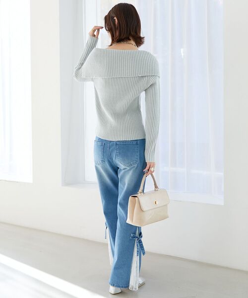 MAJESTIC LEGON（マジェスティックレゴン）の「ビッグカラーボタンオフショルニット（ニット/セーター・レディース・グレー/アイボリー/ピンク・MEDIUM）」の8枚目の写真