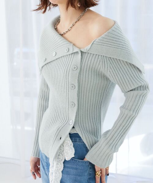 MAJESTIC LEGON（マジェスティックレゴン）の「ビッグカラーボタンオフショルニット（ニット/セーター・レディース・グレー/アイボリー/ピンク・MEDIUM）」の10枚目の写真