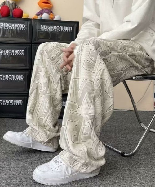 MGV(エムジーヴィー)の「総柄ストリートパンツ(その他パンツ・メンズ・ブルー/アイボリー/ブラック・MEDIUM/LARGE/X-LARGE)」の15枚目の写真