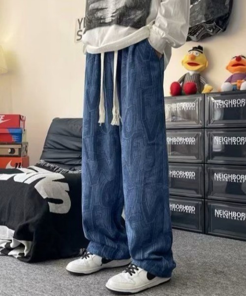 MGV(エムジーヴィー)の「総柄ストリートパンツ(その他パンツ・メンズ・ブルー/アイボリー/ブラック・MEDIUM/LARGE/X-LARGE)」の6枚目の写真