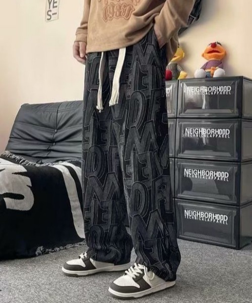 MGV(エムジーヴィー)の「総柄ストリートパンツ(その他パンツ・メンズ・ブルー/アイボリー/ブラック・MEDIUM/LARGE/X-LARGE)」の12枚目の写真