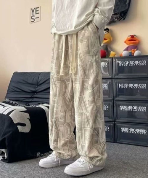 MGV(エムジーヴィー)の「総柄ストリートパンツ(その他パンツ・メンズ・ブルー/アイボリー/ブラック・MEDIUM/LARGE/X-LARGE)」の19枚目の写真