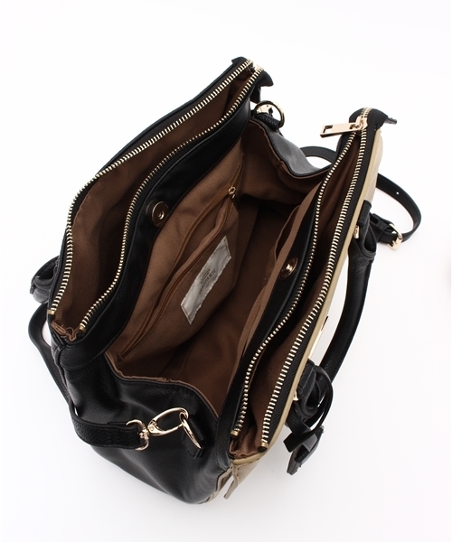 CIAOPANIC(チャオパニック)の「【Ciaopanic】 コンビカラーアオリショルダー(ショルダーバッグ・レディース・ベージュ/ボルドー/ネイビー・FREE)」の15枚目の写真