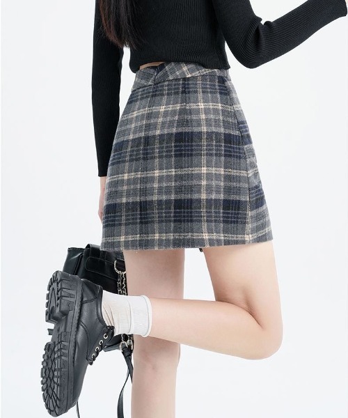 gossip!ロサンゼルス(ゴシップロサンゼルス)の「ウールライク サイドボダンアクセントヴィンテージチェック厚手ミニスカート(インパン付)(秋冬の韓国ファッションフェミニン定番)(スカート・レディース・グレー/ブラウン・M/L/S/XL)」の8枚目の写真