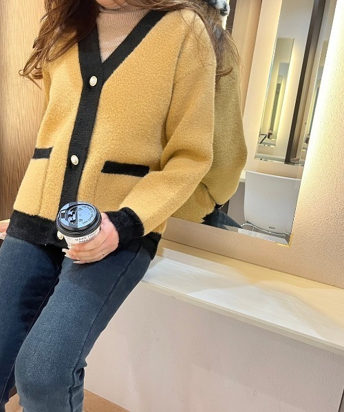 LETee(レティー)の「クレリックニットVカーディガン(カーディガン/ボレロ・レディース・ブラック/ホワイト/ベージュ・FREE)」の1枚目の写真