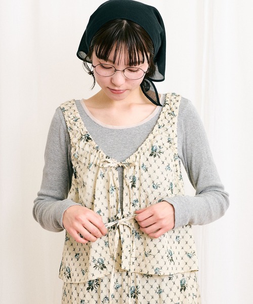 fig Ｌondon（フィグロンドン）の「●Grandma sofa blouse（シャツ/ブラウス・レディース・グリーン/ブルー・FREE）」の2枚目の写真