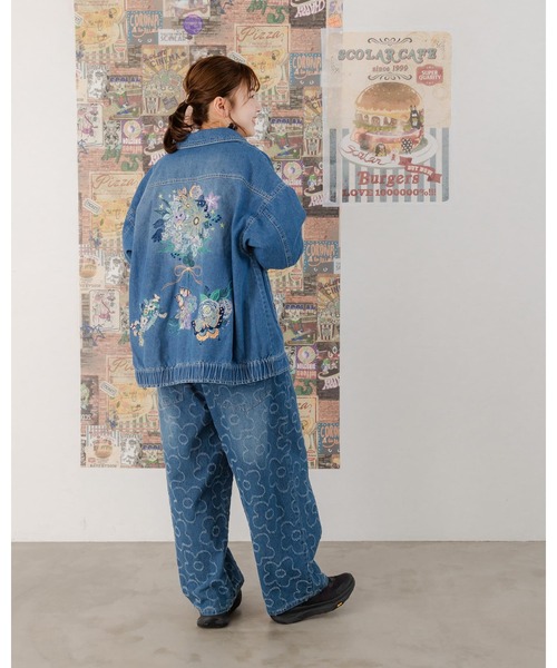 ScoLar（スカラー）の「151601：花蝶ブーケ刺繍 デニムジャケット