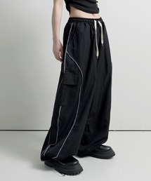 【ウエストゴム&裾ストリングでシルエット調節可能】【UNISEX】ユニークステッチストリングカーゴパンツ