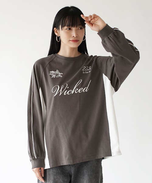 e-zakkamania stores(イーザッカマニアストアーズ)の「ロゴステッチゲームシャツ BIGロンT(Tシャツ/カットソー・レディース・アッシュブラウン/オフホワイト・フリー)」の4枚目の写真