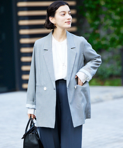 qualite(カリテ)の「シャークスキンダブルジャケット(テーラードジャケット・レディース・ピンクベージュ/グレー・38/36)」の7枚目の写真