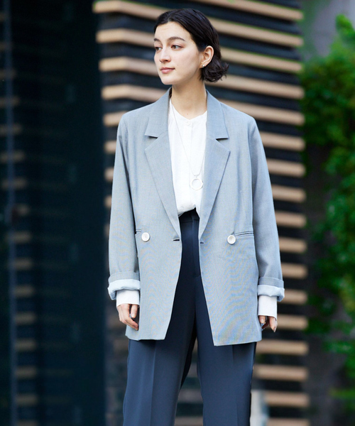 qualite(カリテ)の「シャークスキンダブルジャケット(テーラードジャケット・レディース・ピンクベージュ/グレー・38/36)」の8枚目の写真