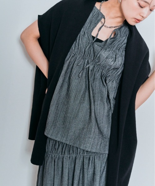 W:Huku(フーク)の「【冷房対策】ショールカラー コットンニット カーディガン(カーディガン/ボレロ・レディース・ブラック/チャコール/ライトグレー・FREE)」の5枚目の写真