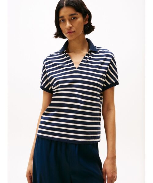 TOMMY HILFIGER(トミーヒルフィガー)の「リヨセルオープンネックリラックスポロ(ポロシャツ・レディース・ネイビー/レッド/ブルー・MEDIUM/SMALL/X-SMALL)」の1枚目の写真