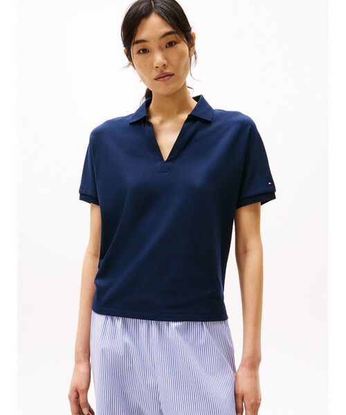 TOMMY HILFIGER(トミーヒルフィガー)の「リヨセルオープンネックリラックスポロ(ポロシャツ・レディース・ネイビー/レッド/ブルー・MEDIUM/SMALL/X-SMALL)」の3枚目の写真