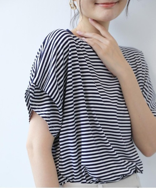 maison de LATIR(メゾンドラティール)の「タックスリーブ半袖カットソー(Tシャツ/カットソー・レディース・ブラウン/ホワイト/ネイビー/グレー/ブラック系その他/ブラック・ONESIZE)」の9枚目の写真