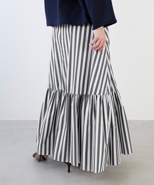MICA&DEAL（マイカ＆ディール）の「ストライプマキシティアードスカート（スカート・レディース・ブラック・FREE）」の20枚目の写真