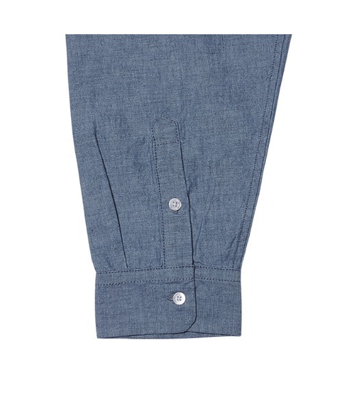 Onitsuka Tiger(オニツカタイガー)の「OVERSIZED DENIM SHIRT / オーバーサイズドデニムシャツ(シャツ/ブラウス・レディース・ブルー/ライトブルー・XL/S/M/L)」の5枚目の写真