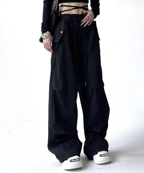 Per sist ence(パーシエンス)の「ウエストドロストカーゴパンツ(カーゴパンツ・レディース・ダークグレー/ライトグレー/ブラック・LARGE/MEDIUM)」の5枚目の写真