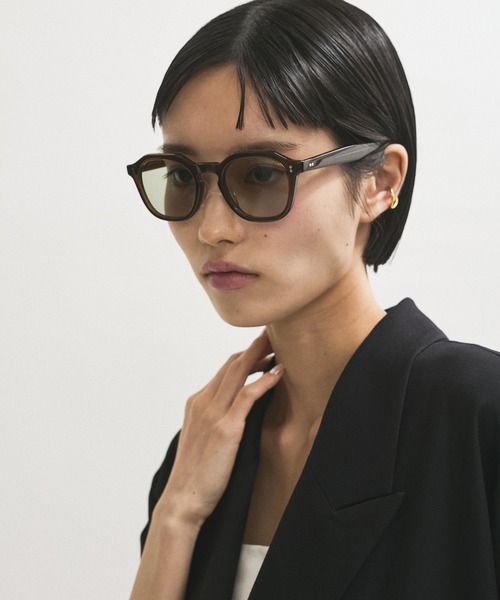 ADAM ET ROPE'（アダムエロペ）の「クラウンパントセルフレームUVカットグラス（サングラス・レディース・ブラウン/カーキ/ブラック・FREE）」の18枚目の写真