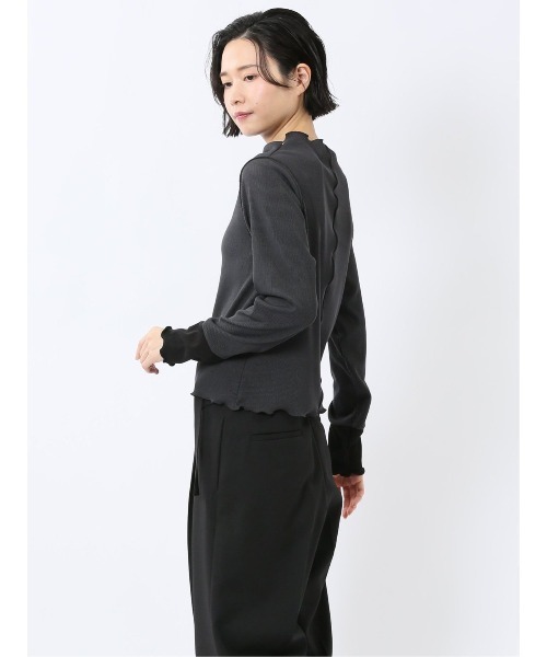 m.f.editorial（エムエフエディトリアル）の「【ストレッチ】m.f.エディトリアル レディース テレコ 長袖レイヤードインナー（Tシャツ/カットソー・レディース・ブラック/ホワイト/グレー系その他2/ベージュ・MEDIUM/LARGE）」の6枚目の写真