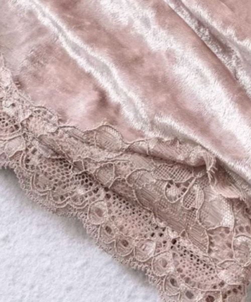 LA POMME petit(ラポミ・プチ)の「Romantic Lace Piping Cami(キャミソール・レディース・ホワイト/ブラック/ピンク・FREE)」の9枚目の写真
