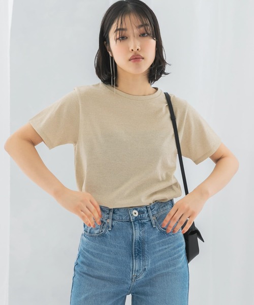 URBAN RESEARCH ROSSO WOMEN（アーバンリサーチ　ロッソ）の「ラメカットソー（Tシャツ/カットソー・レディース・グレー系その他/ゴールド・FREE）」の2枚目の写真