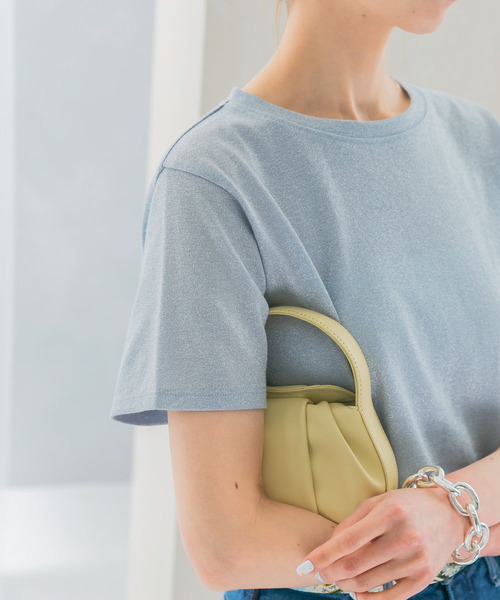 URBAN RESEARCH ROSSO WOMEN（アーバンリサーチ　ロッソ）の「ラメカットソー（Tシャツ/カットソー・レディース・グレー系その他/ゴールド・FREE）」の12枚目の写真