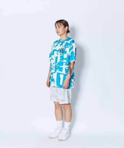 AKTR(アクター)の「AKTR CUT-UP CAMO AKT LOCAL LOOSE FIT SP TEE(アクター カットアップ カモ AKT ローカル ルーズフィット SP ティー)(Tシャツ/カットソー・メンズ・ブラック系/ブルー系・MEDIUM/LARGE/X-LARGE/XX-LARGE)」の18枚目の写真