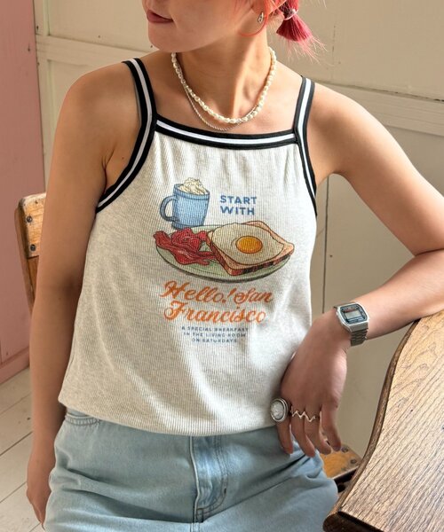 HELLO.SANFRANCISCO（ハローサンフランシスコ）の「【HELLO.SANFRANCISCO】ラインテープカップ付きキャミ（タンクトップ・レディース・オフホワイト/ライトグレー・ONE SIZE）」の4枚目の写真