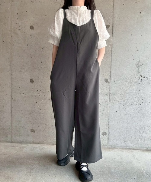 merrylatte（メリーラテ）の「ダブルストラップオールインワン（つなぎ/オールインワン・レディース・ブラック/チャコール・MEDIUM/SMALL）」の18枚目の写真