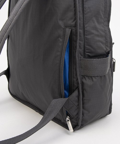 LeSportsac(レスポートサック)の「ROUTE BACKPACK サンダー(バックパック/リュック・レディース・グレー・FREE)」の7枚目の写真