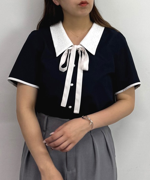 NICOLE CLUB（ニコル　クラブ）の「パイピングレースカラーブラウス（シャツ/ブラウス・レディース・オフホワイト/サックスブルー/ネイビー・MEDIUM）」の3枚目の写真