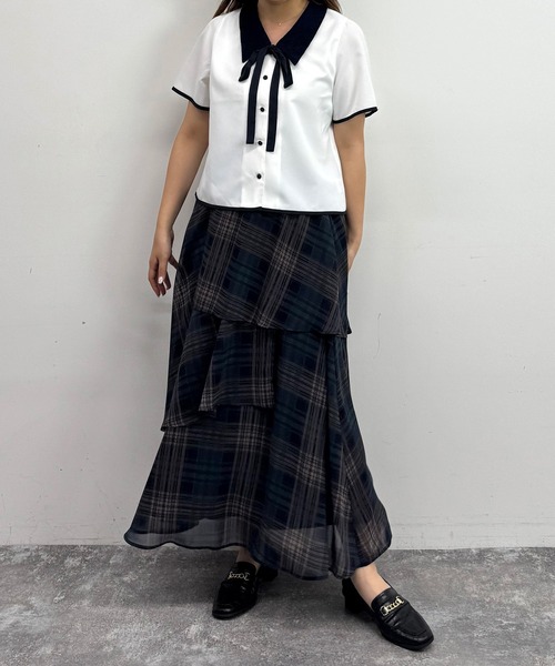NICOLE CLUB（ニコル　クラブ）の「パイピングレースカラーブラウス（シャツ/ブラウス・レディース・オフホワイト/サックスブルー/ネイビー・MEDIUM）」の19枚目の写真