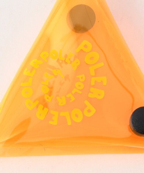 POLeR(ポーラー)の「POLeR/ポーラー PVC TRYANGLE COIN CASE(コインケース・メンズ・ブラック/シルバー/オレンジ・ONE SIZE)」の7枚目の写真