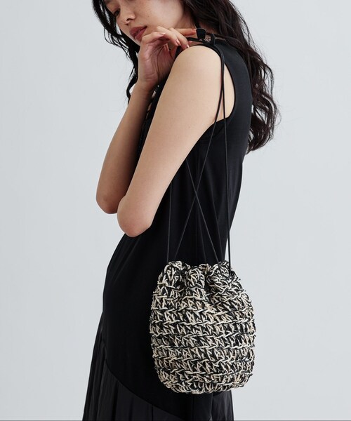 GALLEST（ギャレスト）の「【The Bagmati】ABACA巾着バッグ（ハンドバッグ・レディース・ブラック/イエロー系その他/ピンク系・00）」の2枚目の写真