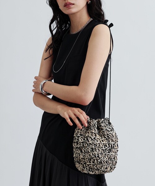 GALLEST（ギャレスト）の「【The Bagmati】ABACA巾着バッグ（ハンドバッグ・レディース・ブラック/イエロー系その他/ピンク系・00）」の5枚目の写真