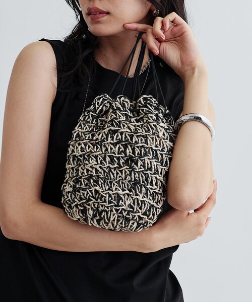 GALLEST（ギャレスト）の「【The Bagmati】ABACA巾着バッグ（ハンドバッグ・レディース・ブラック/イエロー系その他/ピンク系・00）」の6枚目の写真