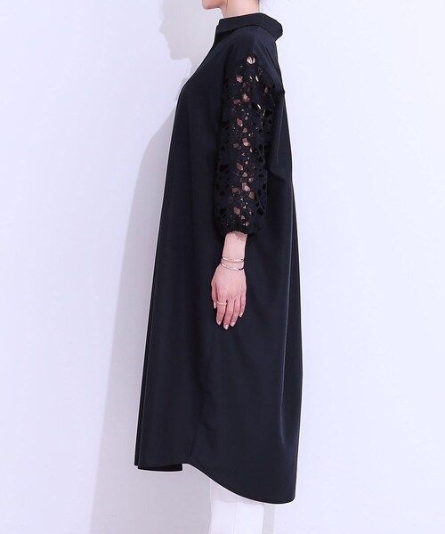 SHOO・LA・RUE（シューラルー）の「お袖レースが上品な シャツワンピース（ワンピース・レディース・オフホワイト/ネイビー・01/02/03/04）」の13枚目の写真