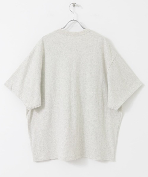 KBF（ケイビーエフ）の「シャーリングプリントTEE（Tシャツ/カットソー・レディース・オフホワイト/ブラック/オートミール・ONE）」の9枚目の写真