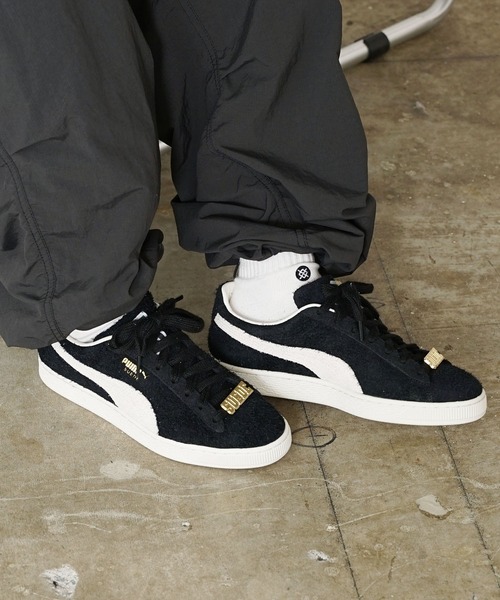 PUMA(プーマ)の「PUMA/プーマ SUEDE スウェード ファットレース スニーカー(スニーカー・メンズ・グリーン/ネイビー/ブラック・28/26/27)」の2枚目の写真