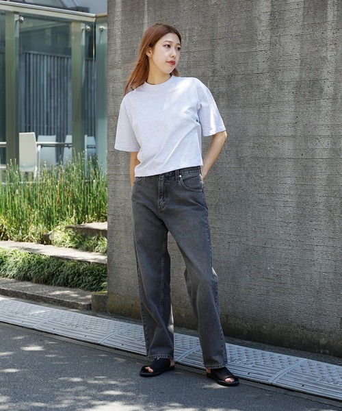 realsyndrome(リアルシンドローム)の「LOS ANGELES APPAREL/ロサンゼルスアパレル 6.5OZ GARMENT DYE CREW NECK CROPPED TEE クロップドTシャツ 秋物 秋服 2026年秋冬(Tシャツ/カットソー・レディース・ベージュ/グリーン/ダークブラウン・L/S)」の16枚目の写真