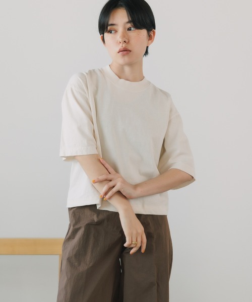 realsyndrome(リアルシンドローム)の「LOS ANGELES APPAREL/ロサンゼルスアパレル 6.5OZ GARMENT DYE CREW NECK CROPPED TEE クロップドTシャツ 秋物 秋服 2026年秋冬(Tシャツ/カットソー・レディース・ベージュ/グリーン/ダークブラウン・L/S)」の22枚目の写真