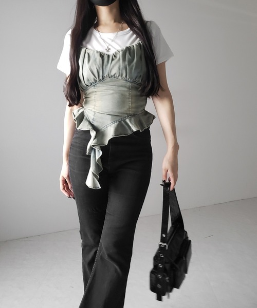 me+em select(ミームセレクト)の「※※【 2点セット 】ヴィンテージデニムビスチェ & 半袖レイヤードTシャツセット / vintage denim bustier & short sleeve layered T-shirts set(アンサンブル・レディース・ブラック/ホワイト・FREE)」の16枚目の写真