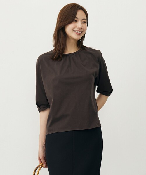 J.PRESS Ladies(J.プレス レディス)の「【洗える】ブラウスライクジャージー カットソー(Tシャツ/カットソー・レディース・ピンク系/ライトグレー系/ブラウン系/ダルブルー系・SMALL)」の1枚目の写真