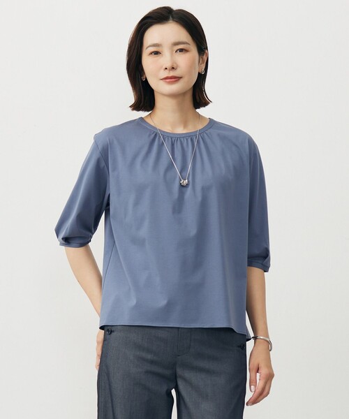 J.PRESS Ladies(J.プレス レディス)の「【洗える】ブラウスライクジャージー カットソー(Tシャツ/カットソー・レディース・ピンク系/ライトグレー系/ブラウン系/ダルブルー系・SMALL)」の3枚目の写真