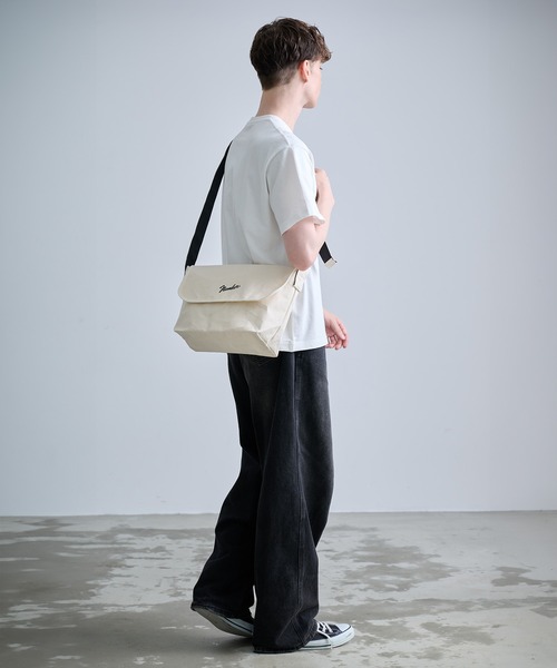 NUMBER (N)INE（ナンバーナイン）の「【NUMBER(N)INE/ナンバーナイン】CANVAS 2WAY SHOULDER BAG（S）/2WAYショルダーバッグSサイズ（ショルダーバッグ・メンズ・ブラック/ホワイト・FREE）」の16枚目の写真