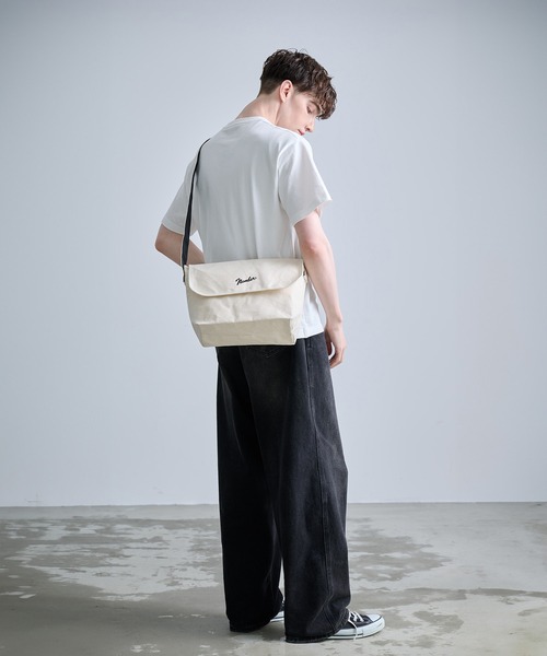 NUMBER (N)INE（ナンバーナイン）の「【NUMBER(N)INE/ナンバーナイン】CANVAS 2WAY SHOULDER BAG（S）/2WAYショルダーバッグSサイズ（ショルダーバッグ・メンズ・ブラック/ホワイト・FREE）」の15枚目の写真