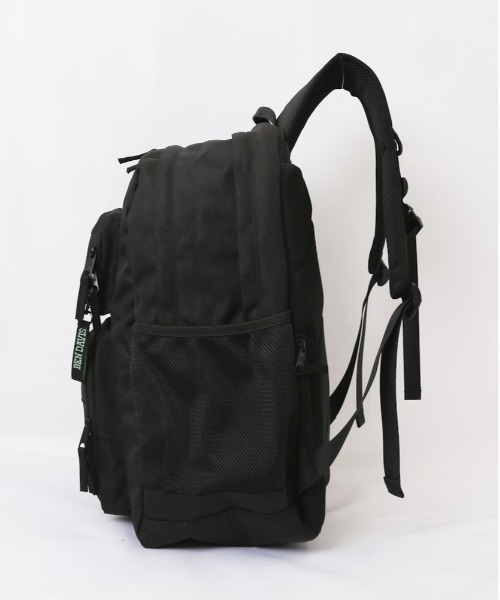 BEN DAVIS(ベンデイビス)の「BEN DAVIS ベンデイビス CLASS DAYPACK BDW-8306(バックパック/リュック・レディース・ブラック×ホワイト/ブラック×レッド/ブラック×グリーン・FREE)」の6枚目の写真