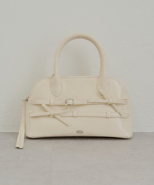 Chico（チコ）の「リボンベルトボストンバッグ（ボストンバッグ・レディース・ブラック/アイボリー/ブラウン/レッド・FREE）」の2枚目の写真