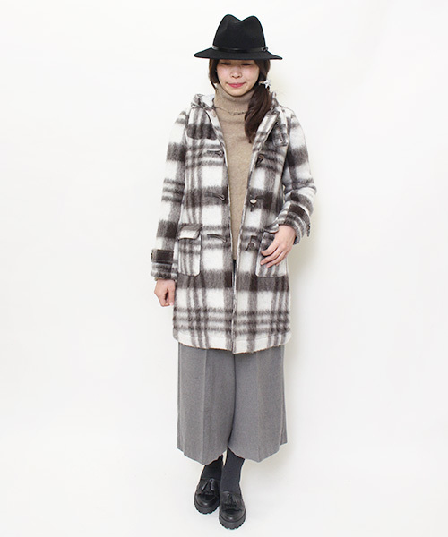 CIAOPANIC TYPY(チャオパニックティピー)の「起毛ストレッチタックワイドパンツ(その他パンツ・レディース・アイボリー/グレー/ネイビー・SMALL/MEDIUM)」の4枚目の写真